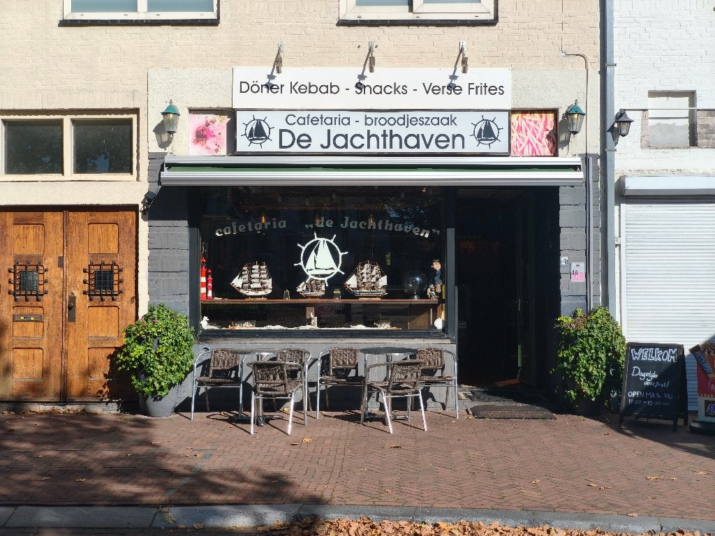 Overname: Cafetaria De Jachthaven - Aan de Veghelse haven