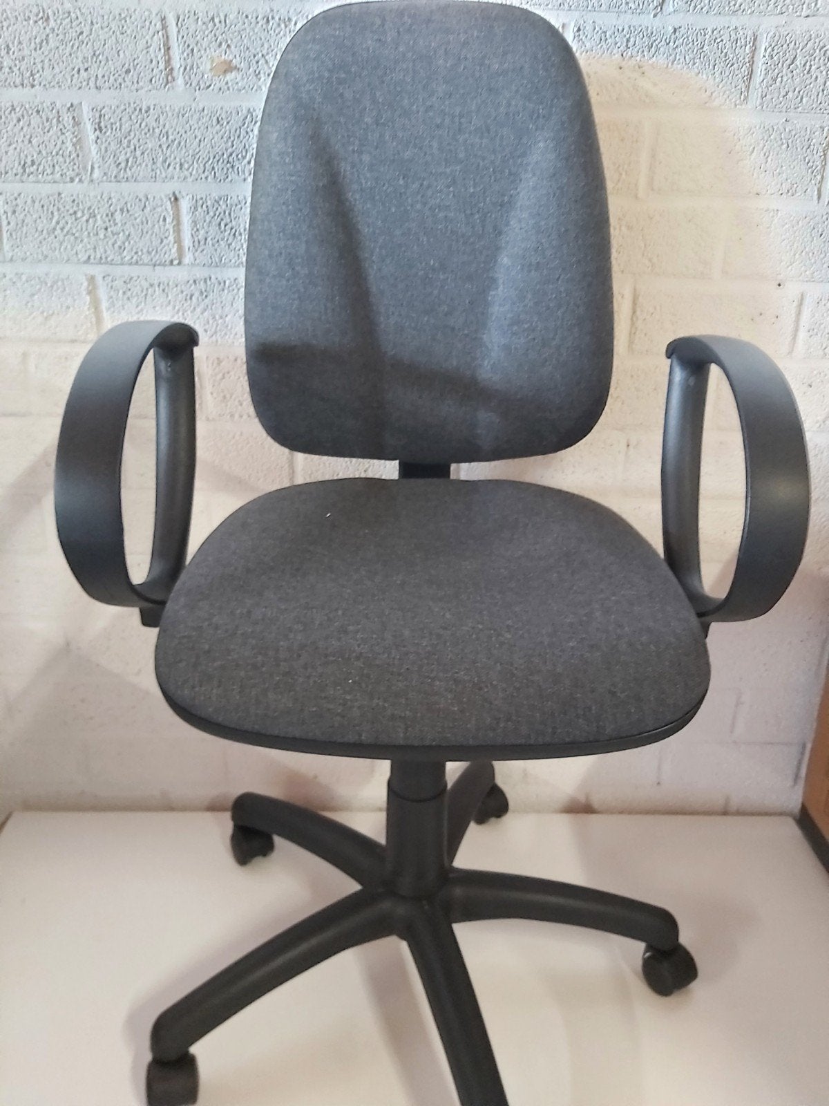 Foto 6 van Nieuwe bureaustoelen tijdelijk in prijs verlaagd
