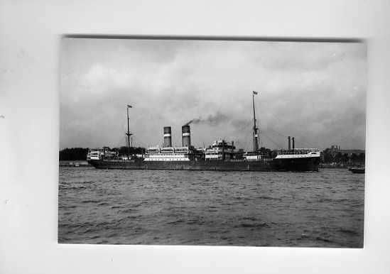 scheepvaart-foto-HOLLAND.AMERIKA.LIJN-leerdam-2 funnel, Ophalen of Verzenden, Zo goed als nieuw, Boek of Tijdschrift