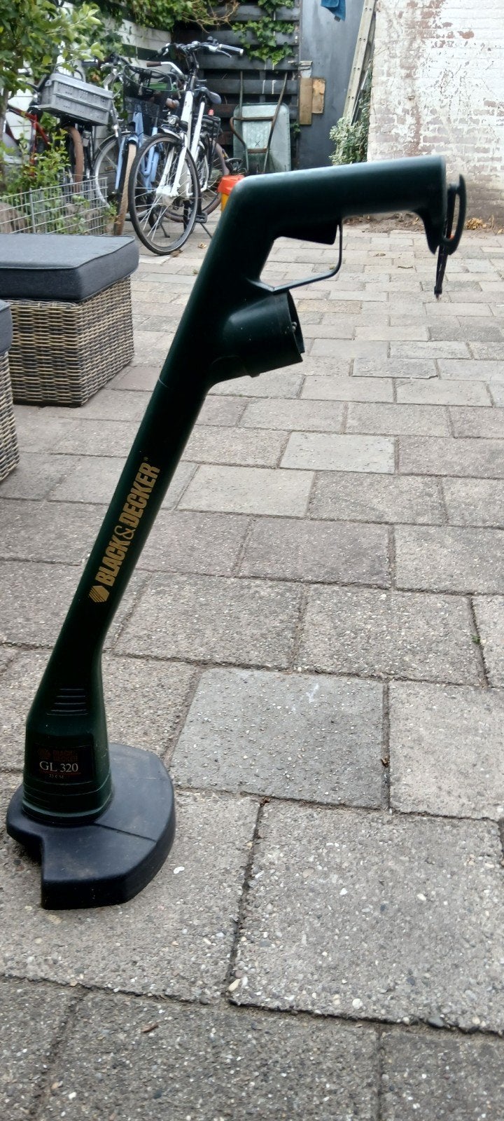 Black & Decker GL320 Grastrimmer - Elektrisch, Tuin en Terras, Grastrimmers, Ophalen, Gebruikt, Black & Decker, 10 tot 30 cm