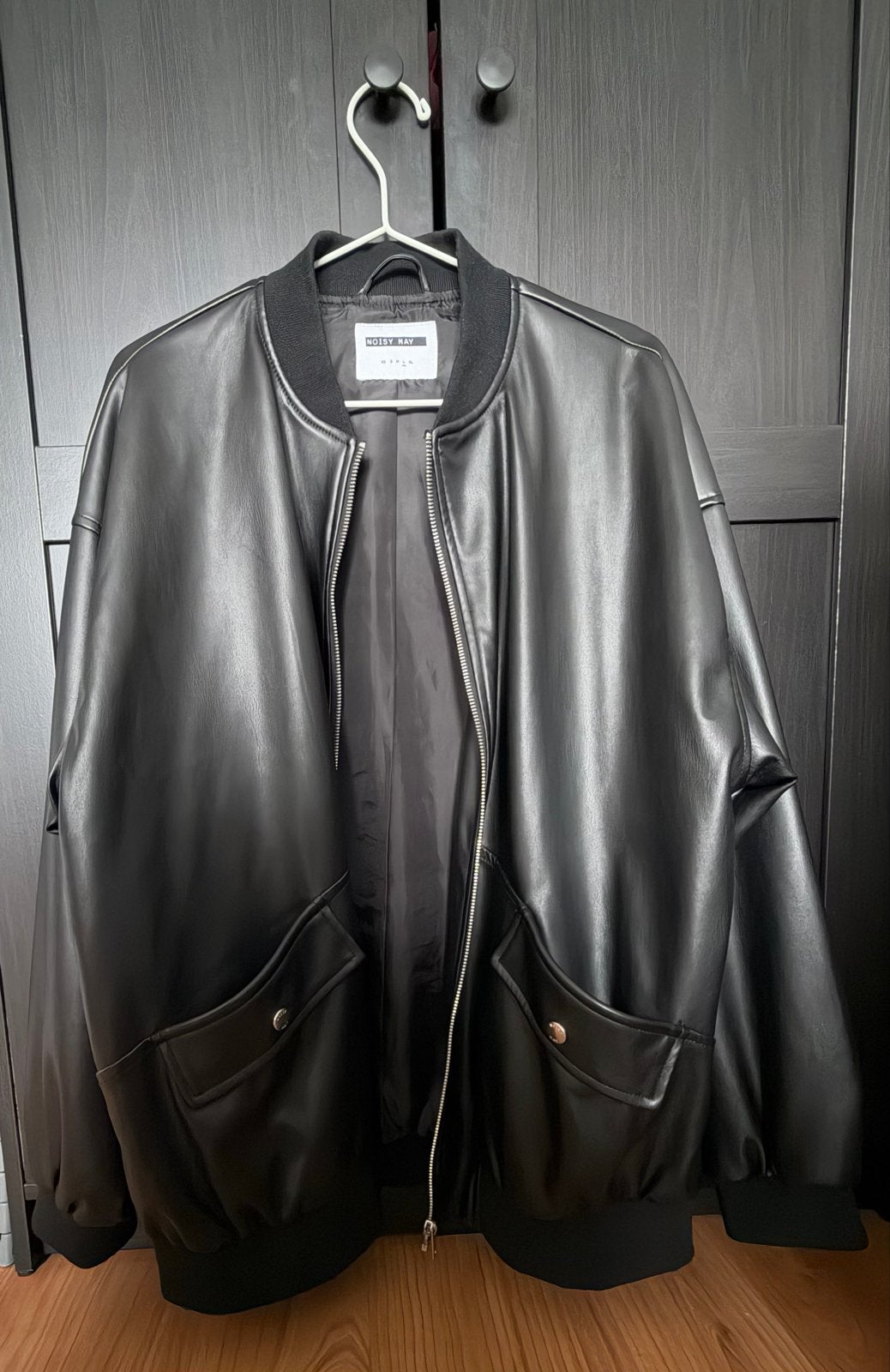 Noisy May Oversized PU Bomberjack Zwart, Kleding | Dames, Ophalen of Verzenden, Zo goed als nieuw, Maat 42/44 (L), Zwart