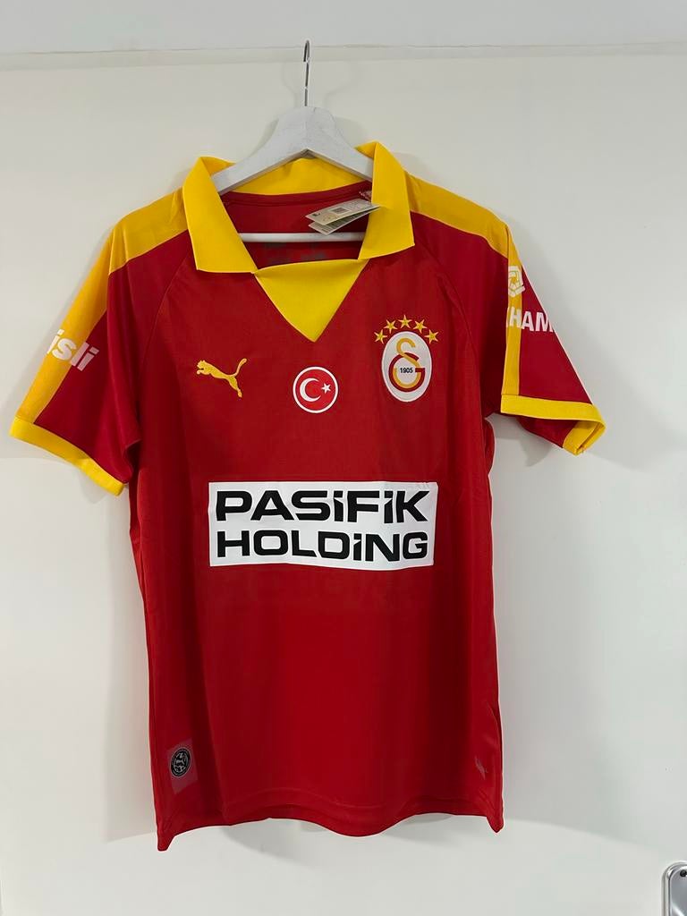 Galatasaray retro 25/26 tenue maat Xxl rood geel, Maat S, Ophalen of Verzenden, Nieuw, Set