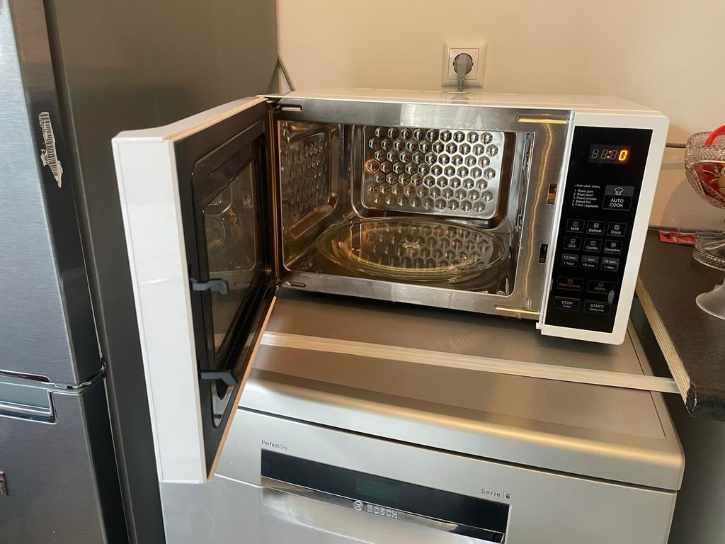 Daewoo Combimagnetron KOC-9Q1T - Oven defect, Witgoed en Apparatuur, Magnetrons, Gebruikt, Hete lucht, Ophalen of Verzenden, Magnetron