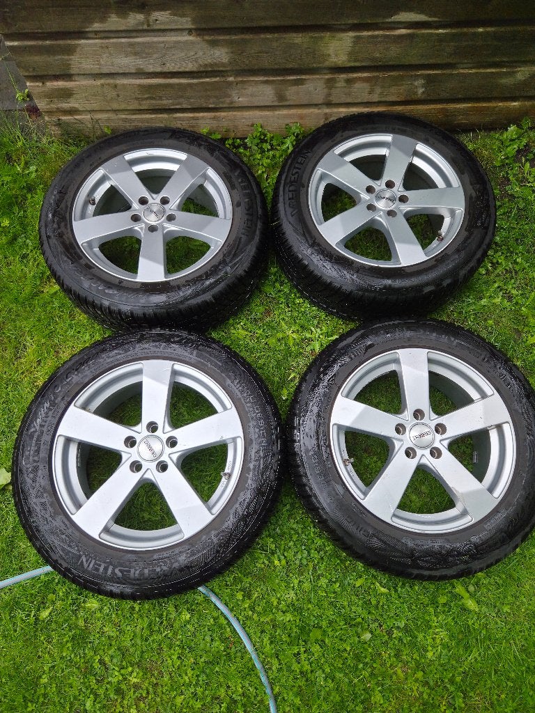 4 winterbanden Vredestein + lichtm. velgen 17” (o.a. Ford), Auto-onderdelen, Ophalen, Gebruikt, Banden en Velgen, 17 inch