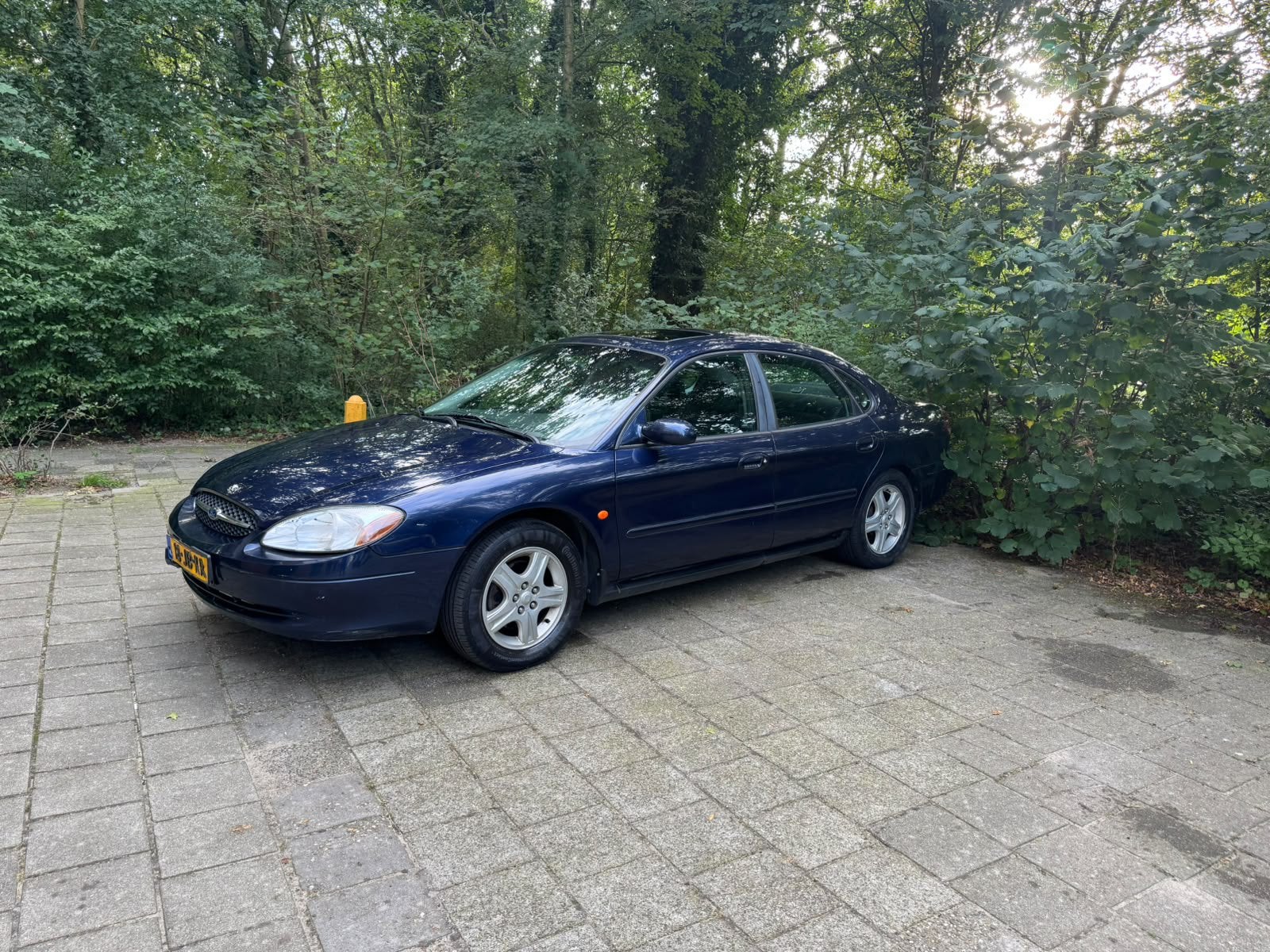 Ford Usa Taurus 3.0 L-v6 LX AUT 2002 Blauw, Auto's, Blauw, Origineel Nederlands, Bedrijf, 2967 cc