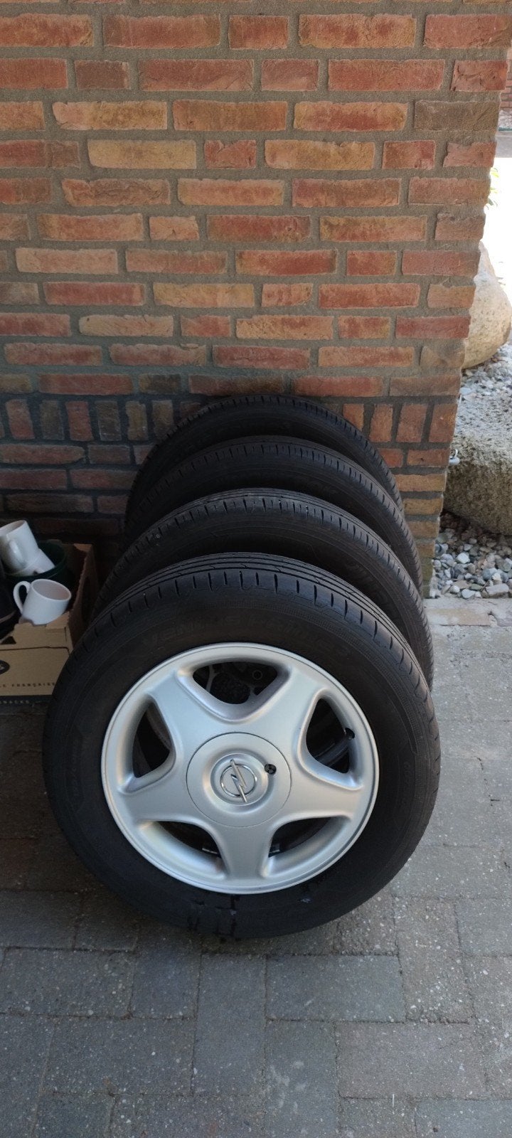 Opel 15 inch velgen met 195/60R15 zomerbanden, Auto-onderdelen, Banden en Velgen, Ophalen