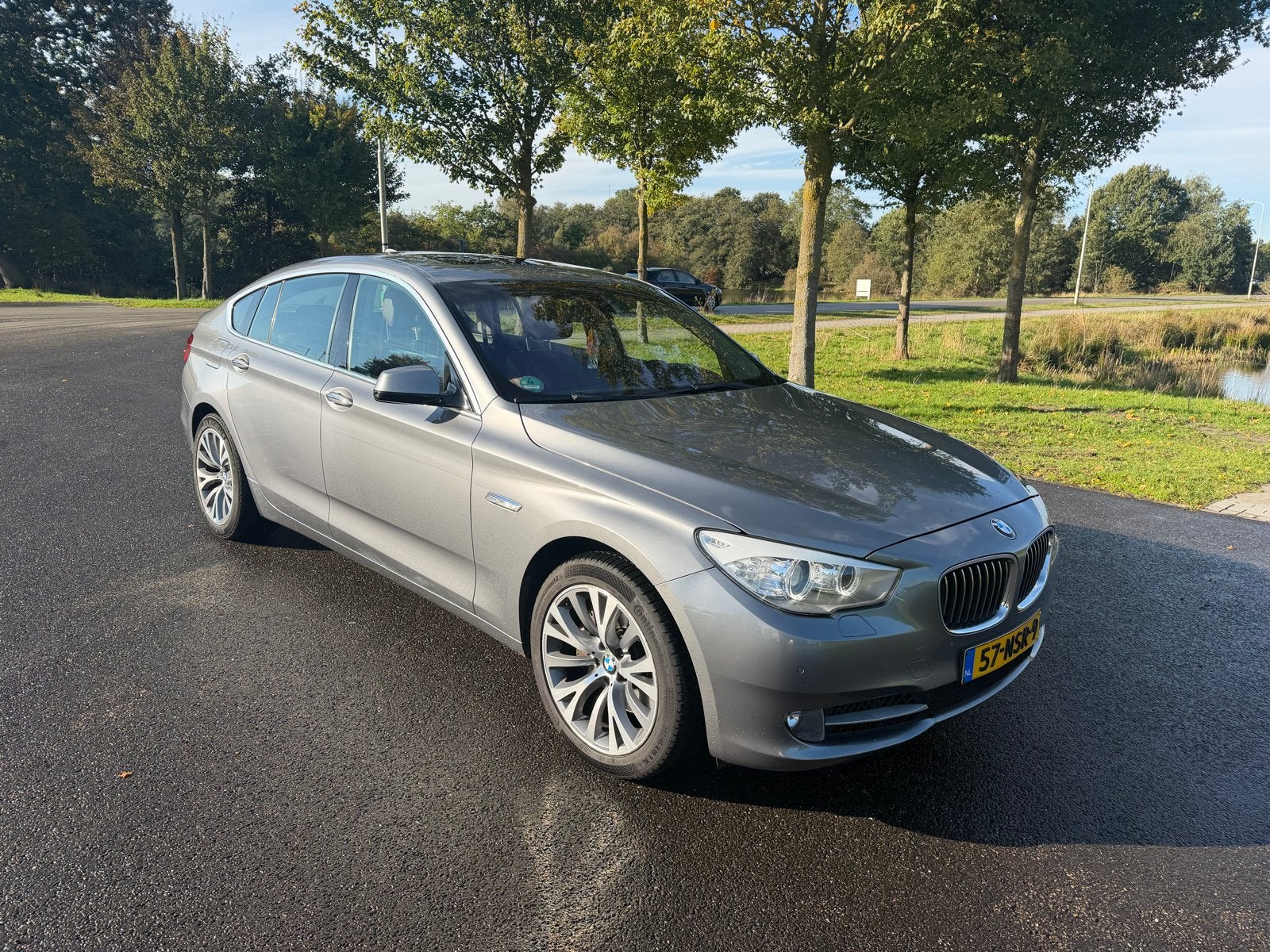 BMW 5-Serie 535 2010 Grijs, Stationwagon, Particulier, 5-Serie, 111 €/maand