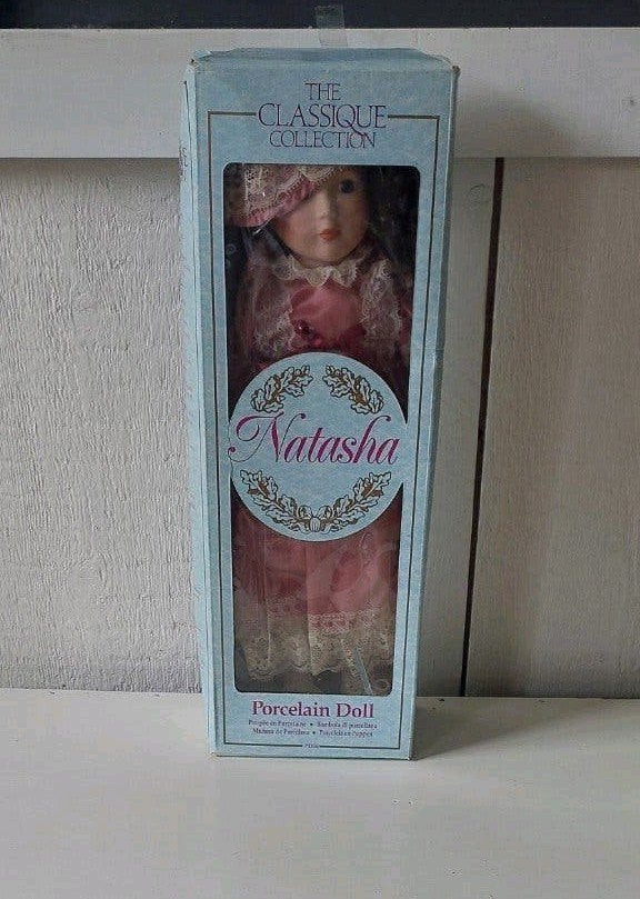 Porseleinen pop "Natasha" The Classique Collection Doll pop, Ophalen of Verzenden, Pop