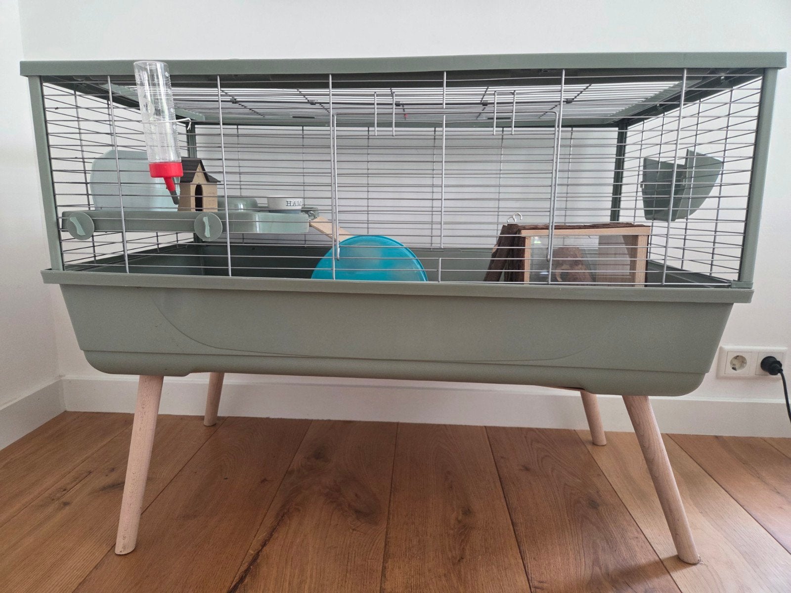 Mooi ruim hamster/knaagdierenkooi met toebehoren, Kooi, Muis, Zo goed als nieuw, 75 tot 110 cm