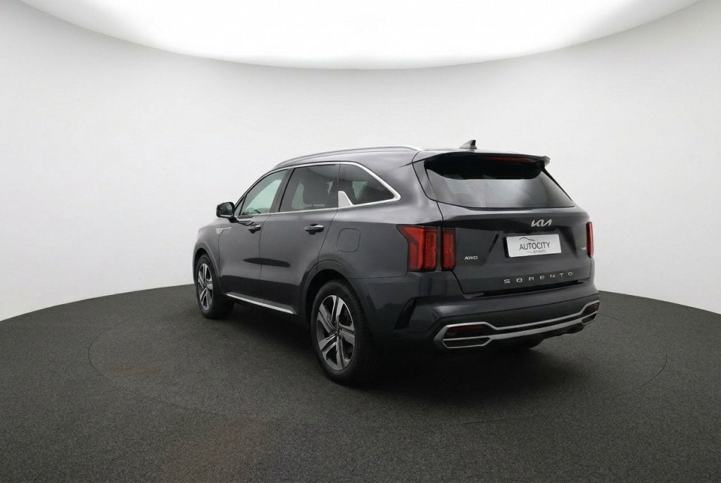 Kia Sorento 1.6 T-GDI PHEV DynamicLine 265PK 7 Persoons l Pa, Auto's, Gebruikt, 4 cilinders, 7 stoelen, Leder