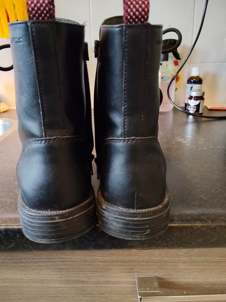 Geox zwarte veterlaarzen maat 38, Ophalen