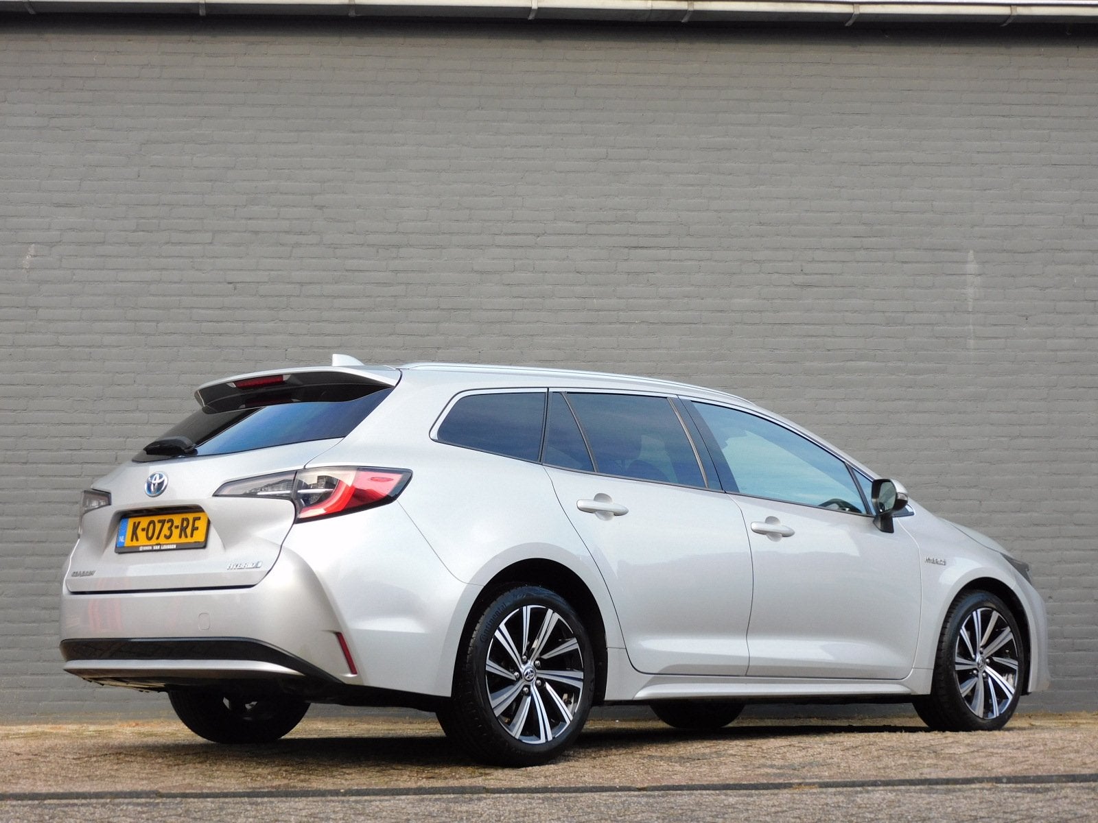 Toyota Corolla Touring Sports 1.8 Hybrid Dynamic 1e EIG! DEA, Auto's, 450 kg, Gebruikt, 4 cilinders, Origineel Nederlands