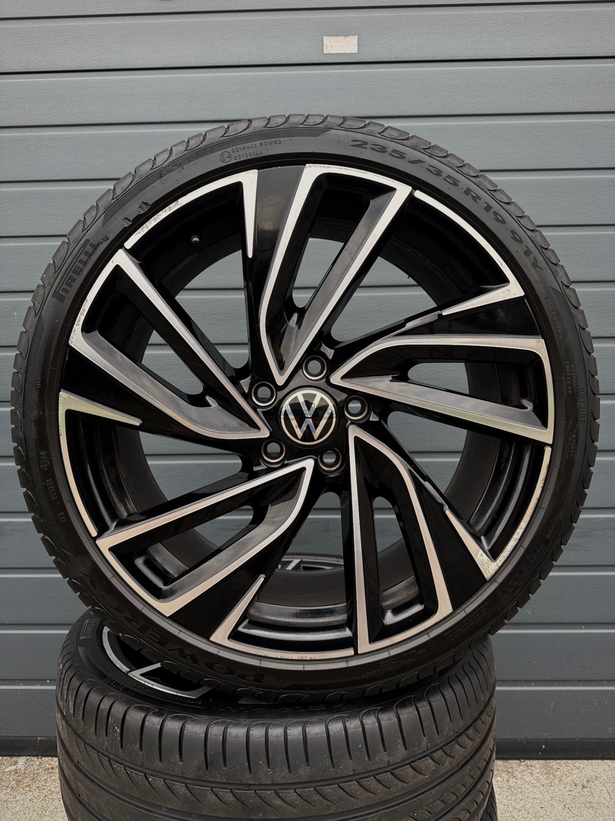19inch Adelaide velgen 5x112 origineel Volkswagen Golf / GTI, Gebruikt, Banden en Velgen, 235 mm, Personenwagen
