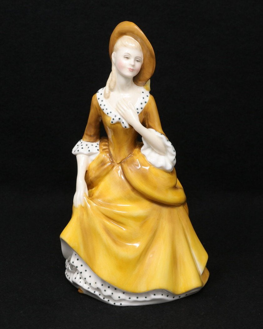 Royal Doulton Sandra figuur, HN 2275, dame in gele jurk., Ophalen of Verzenden, Nieuw, Overige typen