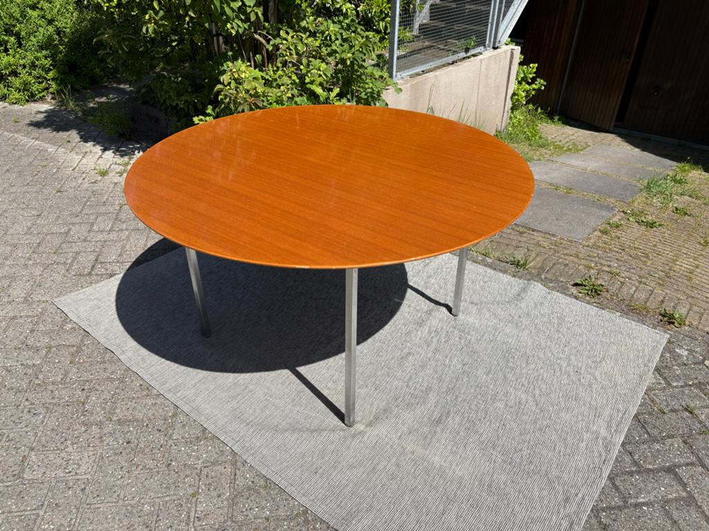 Vintage (Florence Knoll) ronde tafel, mahonie, RVS poten, Ophalen