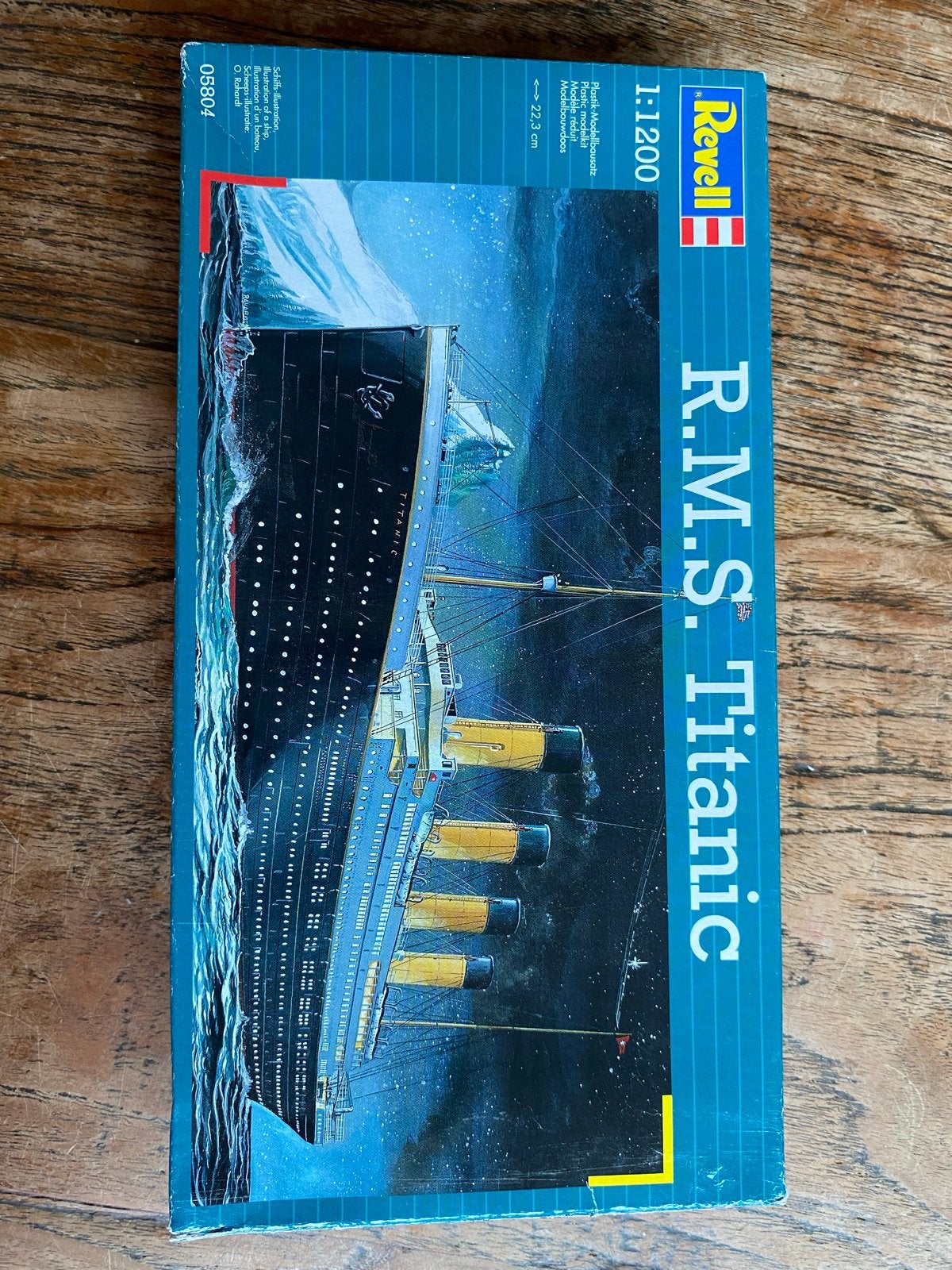 Revell RMS Titanic Modelbouwdoos - Schaal 1:1200, nieuw, Ophalen of Verzenden, Nieuw, 1:200 of kleiner, Revell