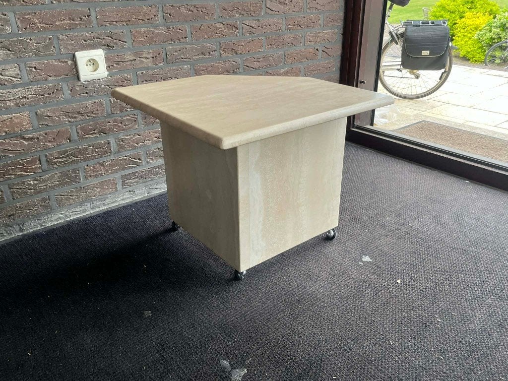 Travertin salontafel  / bijzettafel 50x50x43, Huis en Inrichting, 45 tot 60 cm, Minder dan 55 cm, Verzenden, Rond