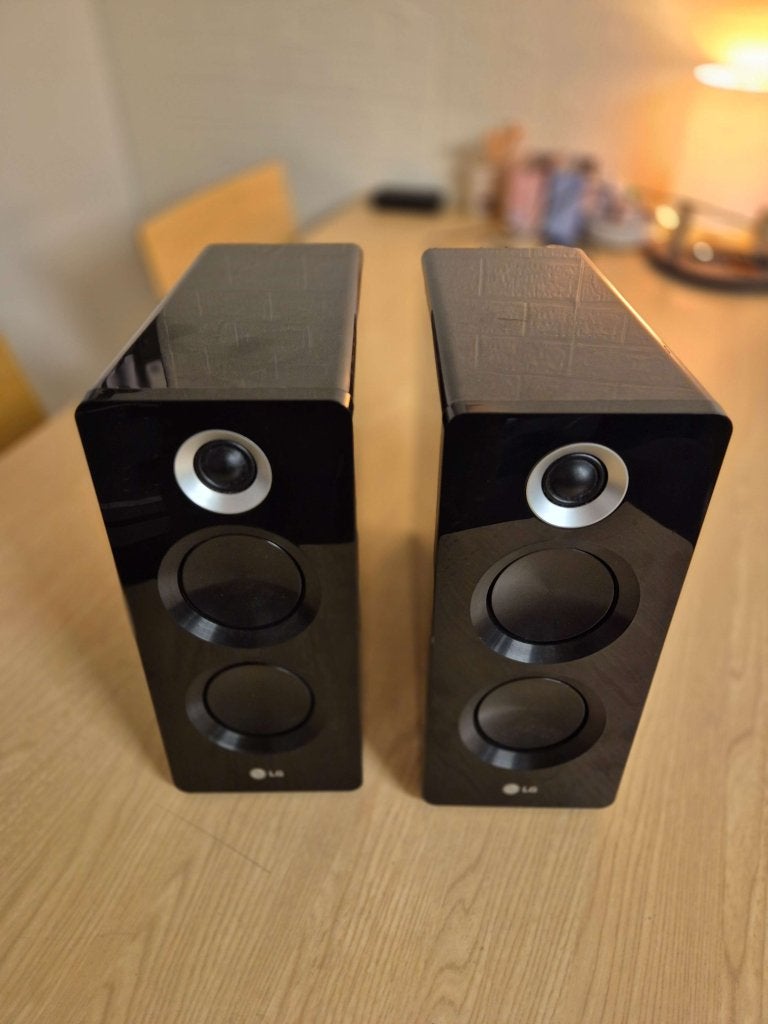 LG FAS166F Speakers voor FA166DAB Micro HiFi System, Overige merken, Stereo speakers, Gebruikt, Sales@lg.com