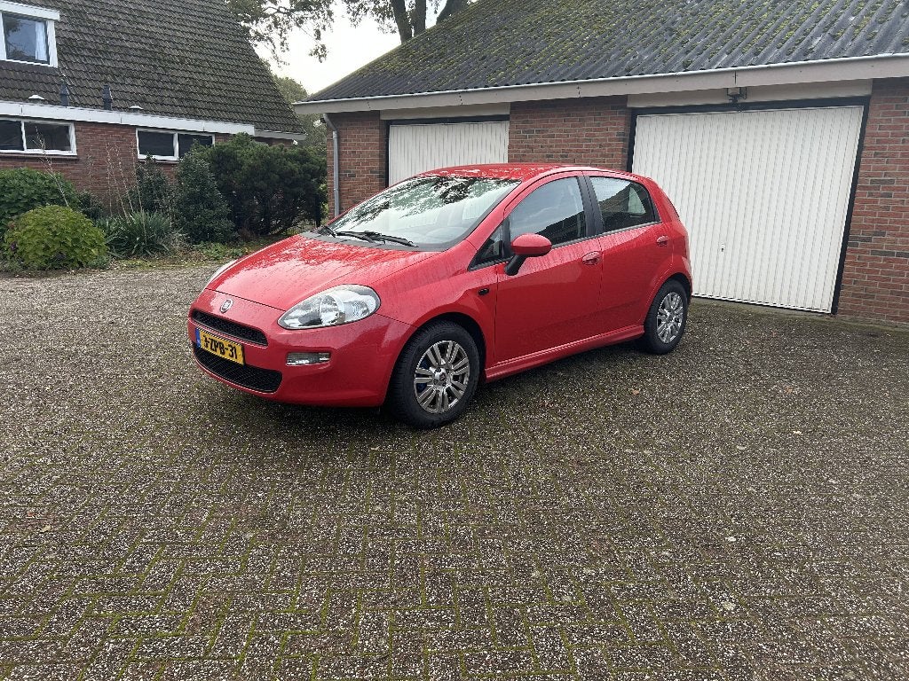 Fiat Punto Evo Street 0.9 Twinair Koppeling Defect, Voorwielaandrijving, Stof, Euro 6, Bluetooth
