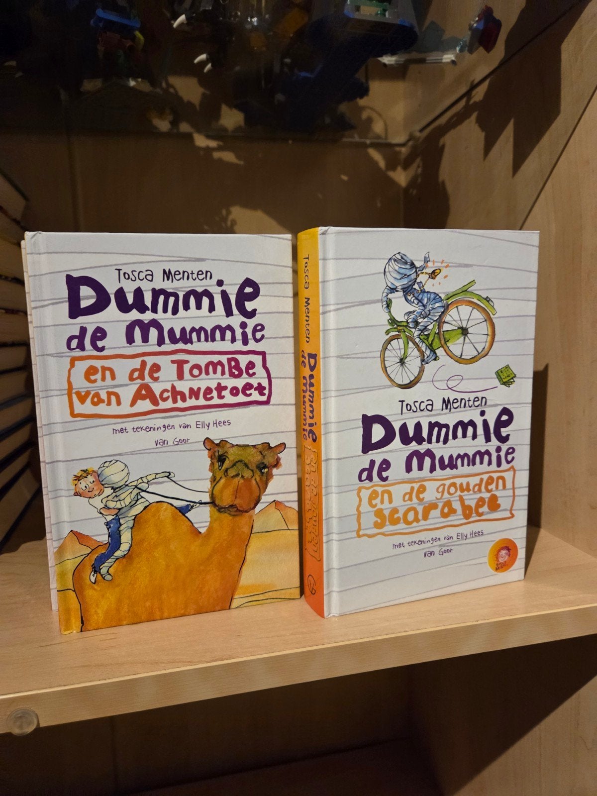 Dummie de mummie, Ophalen of Verzenden, Zo goed als nieuw, Verhalen