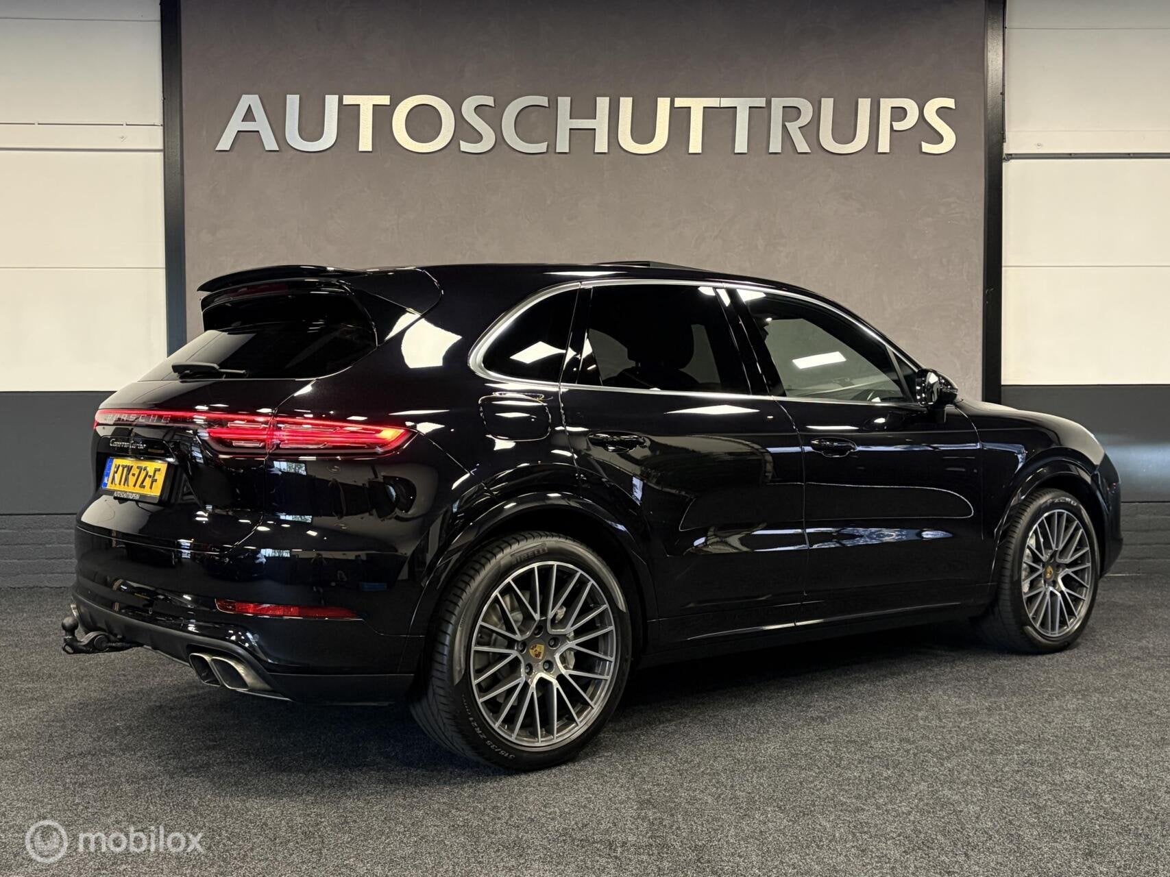Porsche Cayenne 4.0 Turbo BURMESTER / 4WS / NIGHTVISION / EL, Auto's, Automaat, 2175 kg, Gebruikt, Zwart