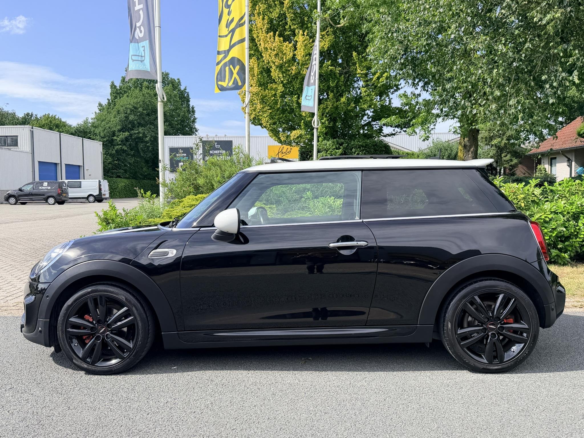 MINI Cooper 1.5 AUT 136PK JCW•Schaalstoelen•Pano, Gebruikt, 4 stoelen, Origineel Nederlands, Bedrijf
