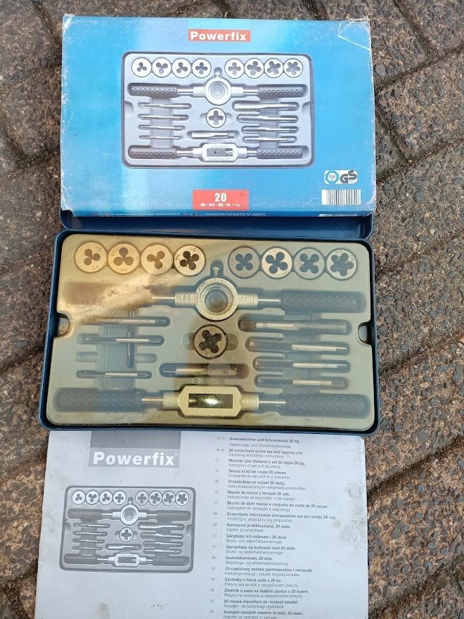 Powerfix Draadsnijset 20-delig, Ophalen, Zo goed als nieuw, Gereedschapsset, Bosch