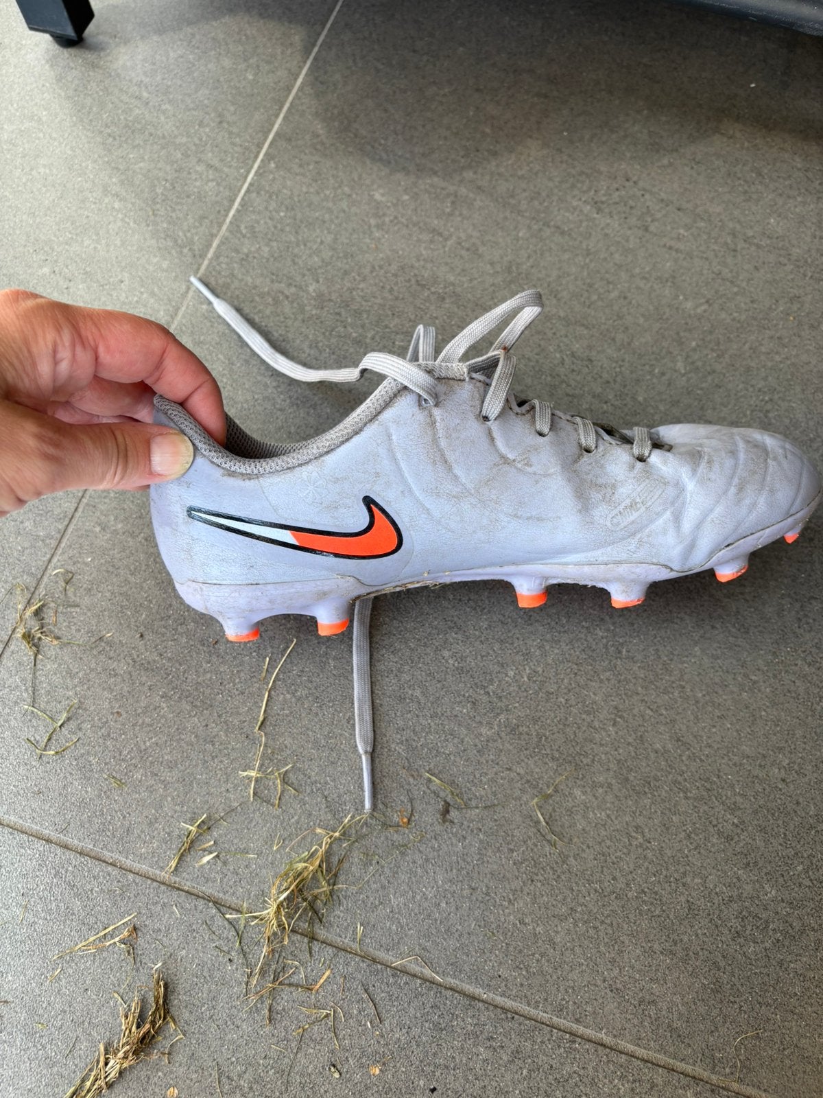 Nike voetbal schoen maat 34, Sport en Fitness, Ophalen, Maat XS of kleiner, Schoenen, Zo goed als nieuw