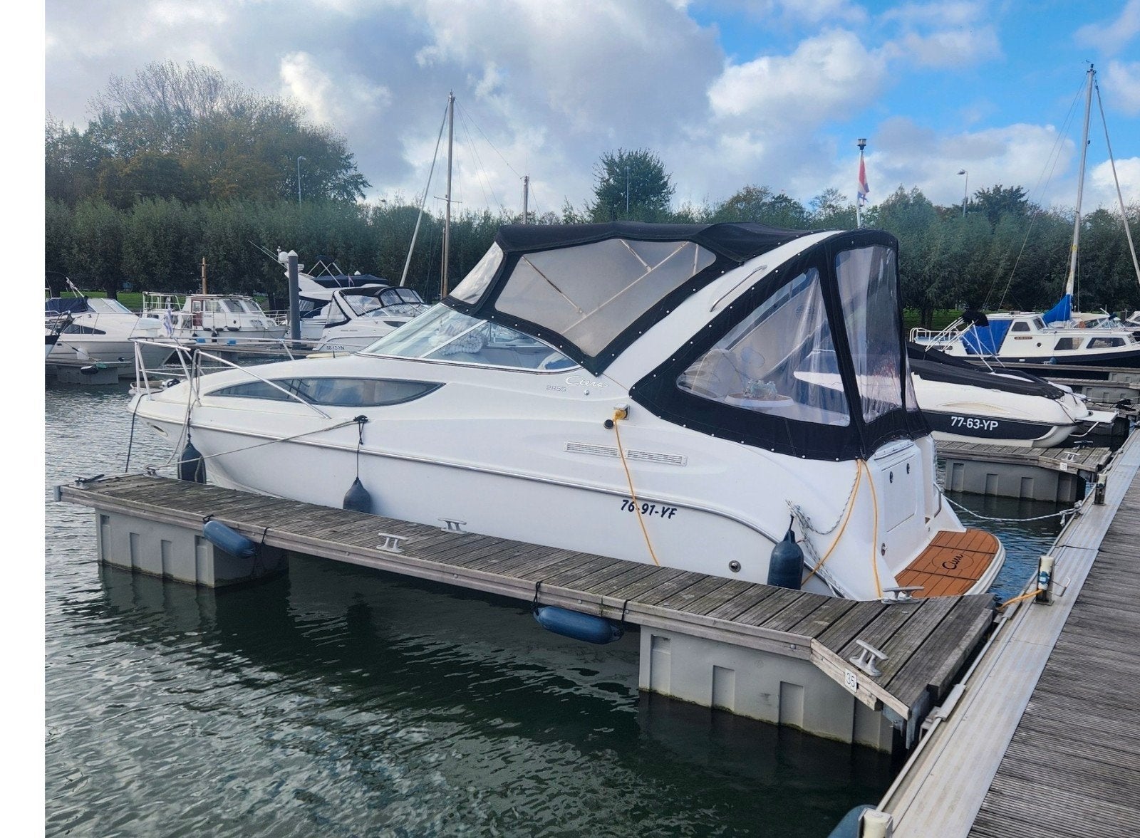 Bayliner 2855 Ciera bjr 2000, 9 m, Gebruikt, Binnenboordmotor, Polyester