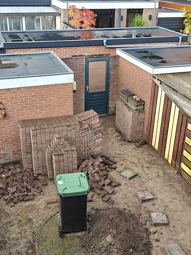 Klinkers circa 40m2 gratis af te halen, Tuin en Terras, Ophalen, Gebruikt, Klinkers, 10 m² of meer