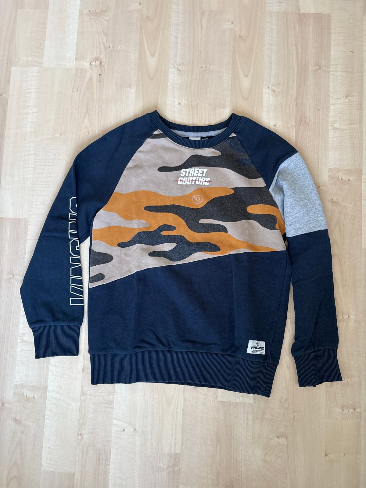 Vingino Trui Camouflage Print Maat 140, Ophalen of Verzenden, Zo goed als nieuw, Jongen, Trui of Vest