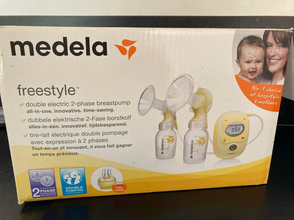 Medela Freestyle Dubbele Elektrische Borstkolf, Ophalen of Verzenden, Gebruikt, Borstkolf
