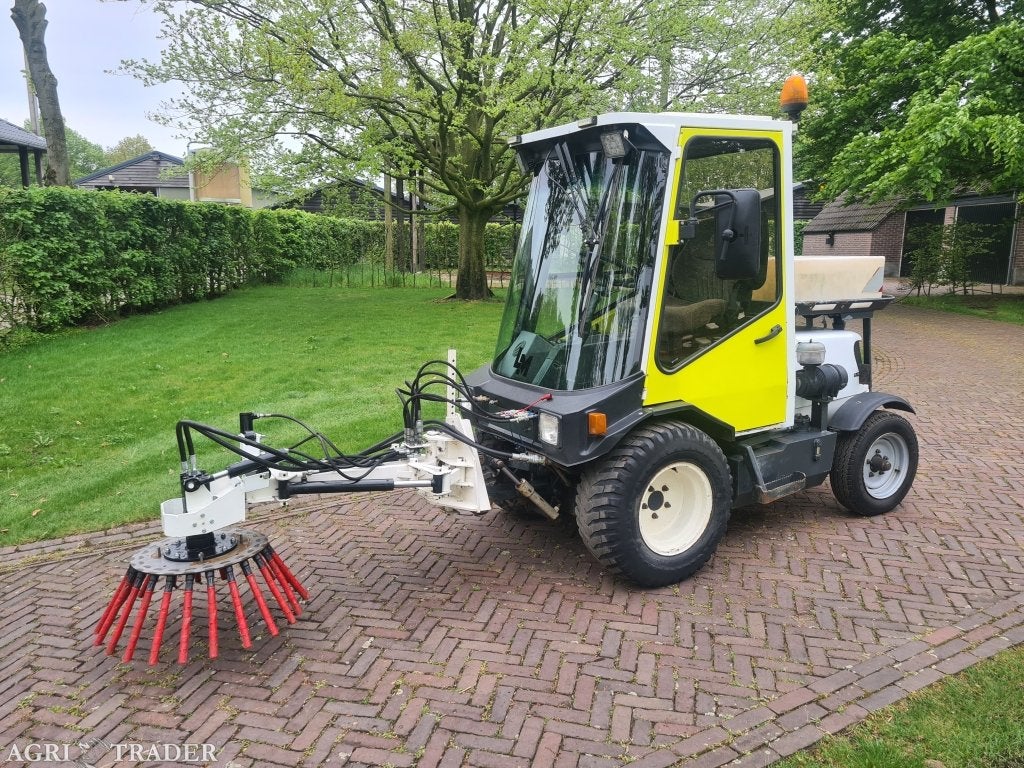 Lm trac 285 werktuigdrager werktuigendrager met onkruidborst, Ophalen, Onkruidbestrijding, -, Niet opgegeven