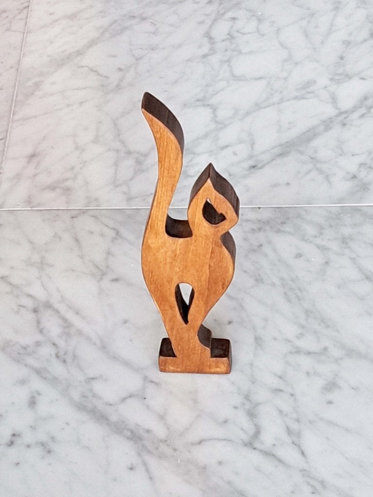 Scandinavisch minimalisme handgesneden houten poes GEMERKT, Overige onderwerpen, Art deco, Ophalen of Verzenden, 20 - 50 cm