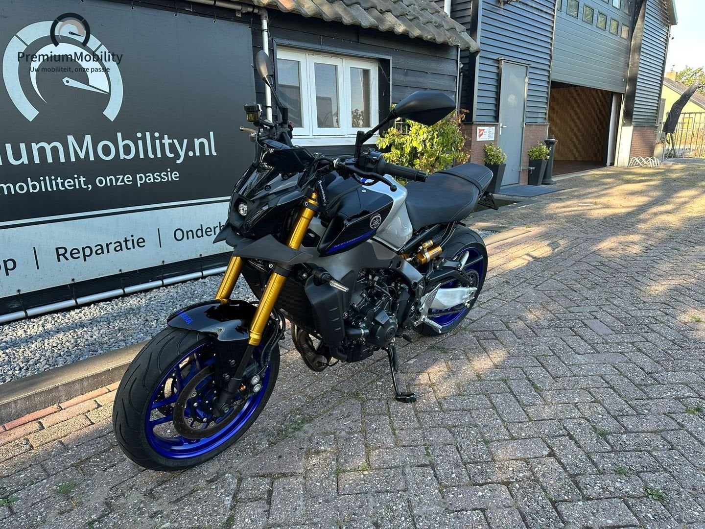 YAMAHA MT09 SP (BJ 2022 / 16366 KM), 890 cc, Motorrijbewijs A, Bedrijf, Meer dan 35 kW