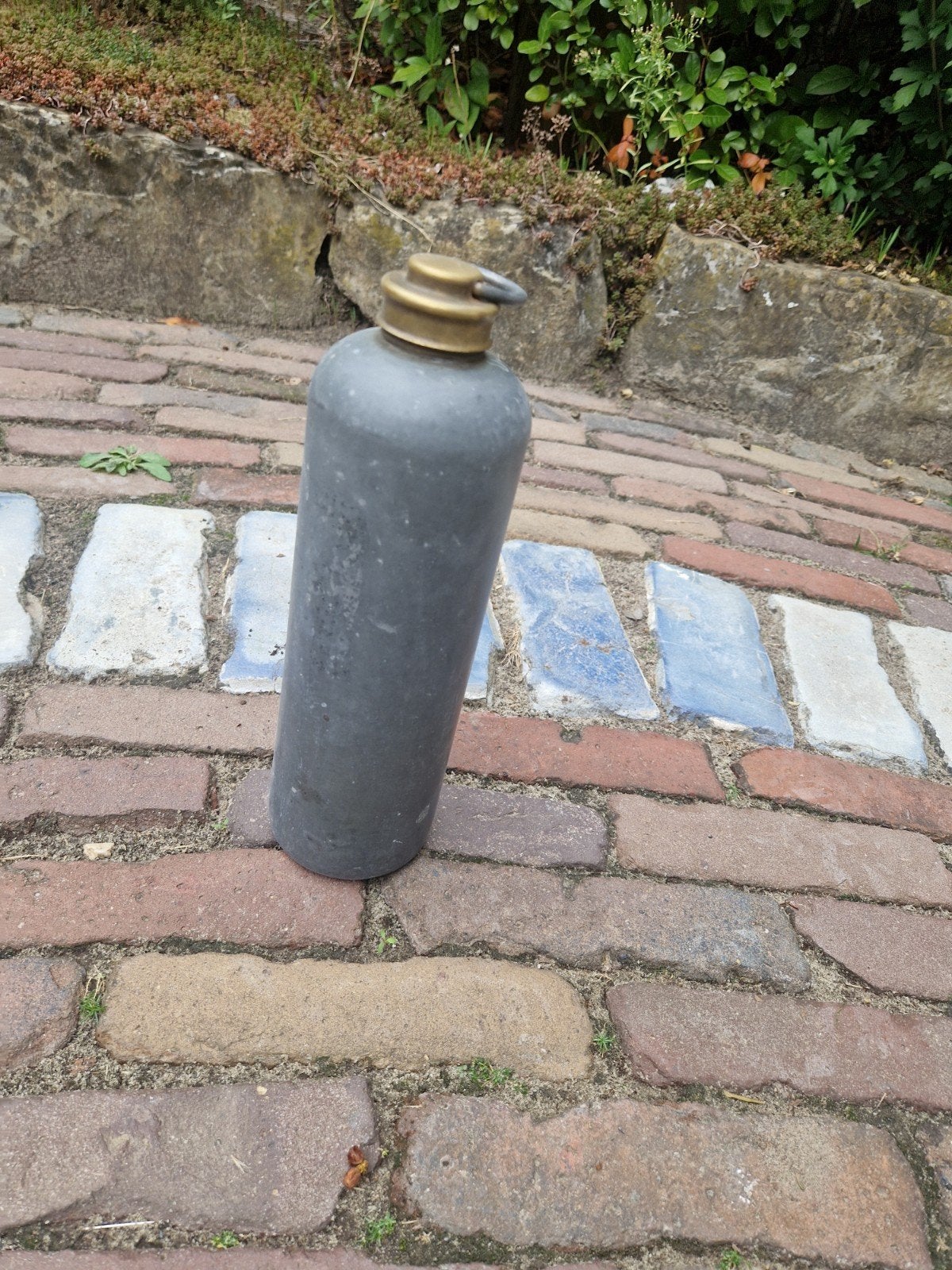 Vintage metal  kruik of veldfles met messing dop, Ophalen of Verzenden
