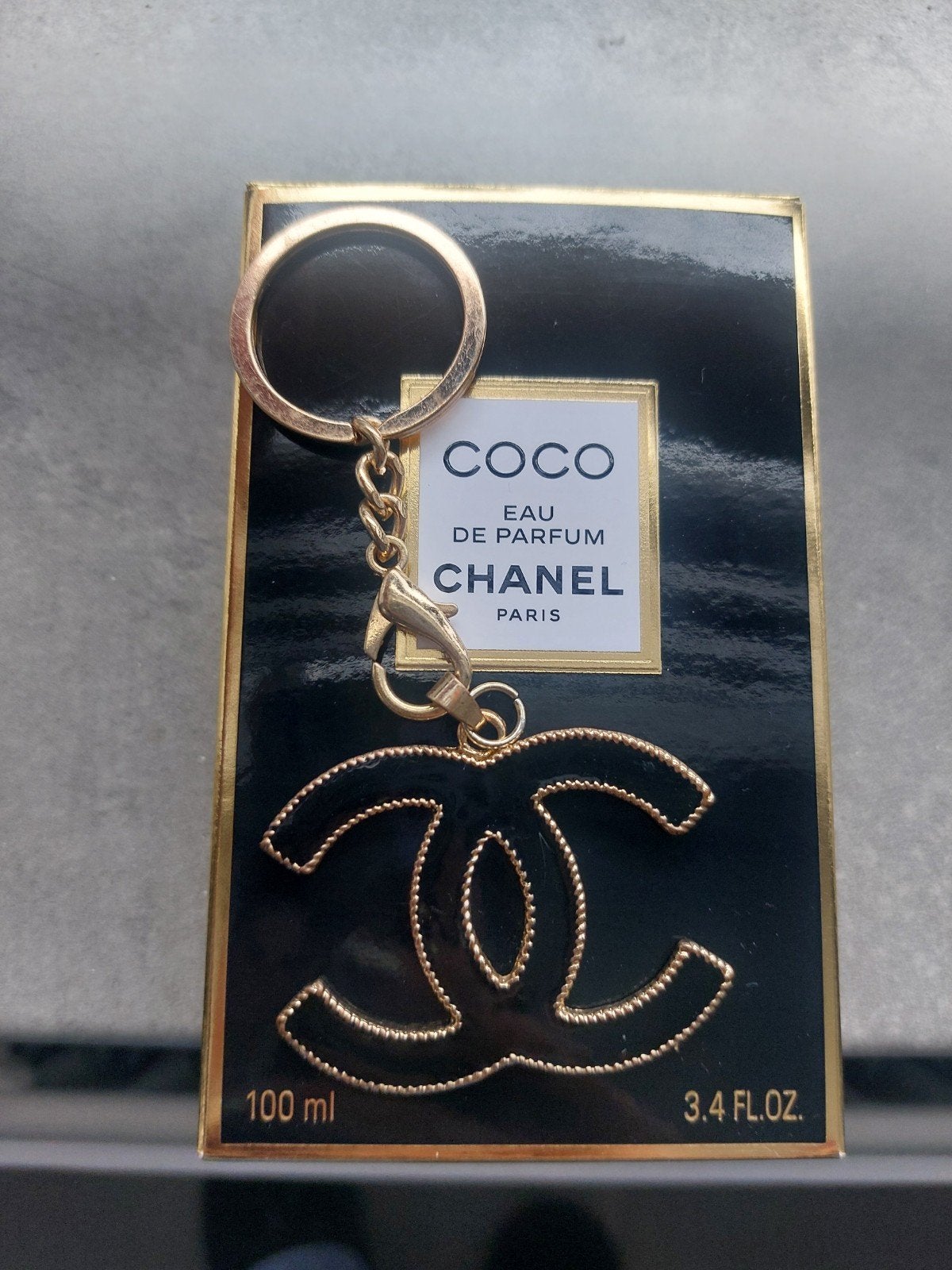 mooie chanel tas hanger voor dames tas enz, Sieraden, Tassen en Uiterlijk, Ophalen of Verzenden, Zo goed als nieuw