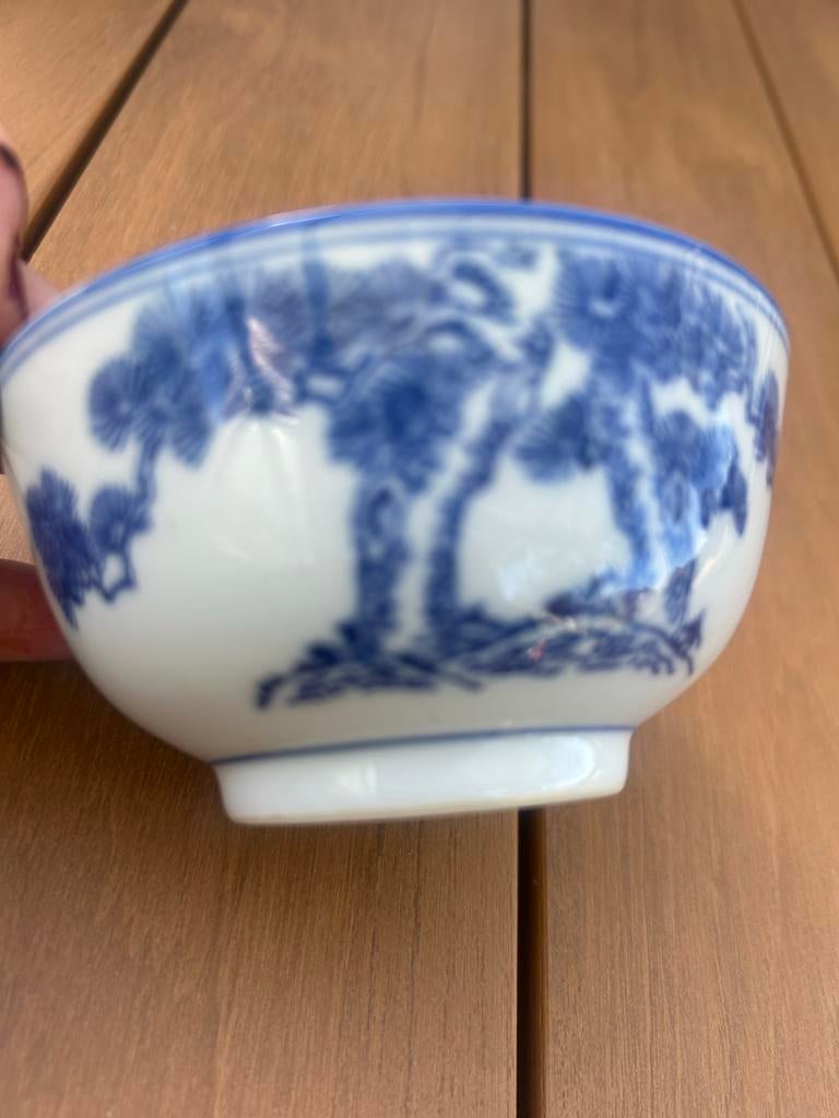 Blauw-wit Chinees porseleinen rijstkom met dennenboom motief, Ophalen of Verzenden