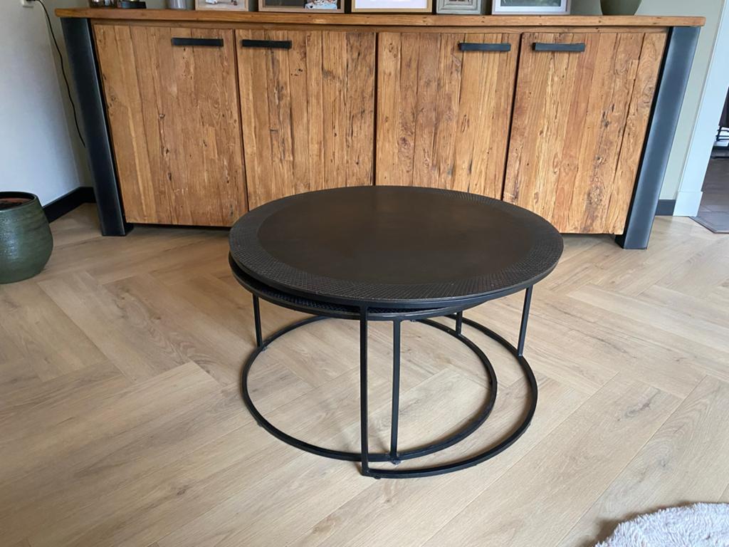 Set van 2 ronde salontafels, donker antraciet metaal, Huis en Inrichting, Barkrukken, Ophalen, Zo goed als nieuw, Metaal, 60 tot 90 cm