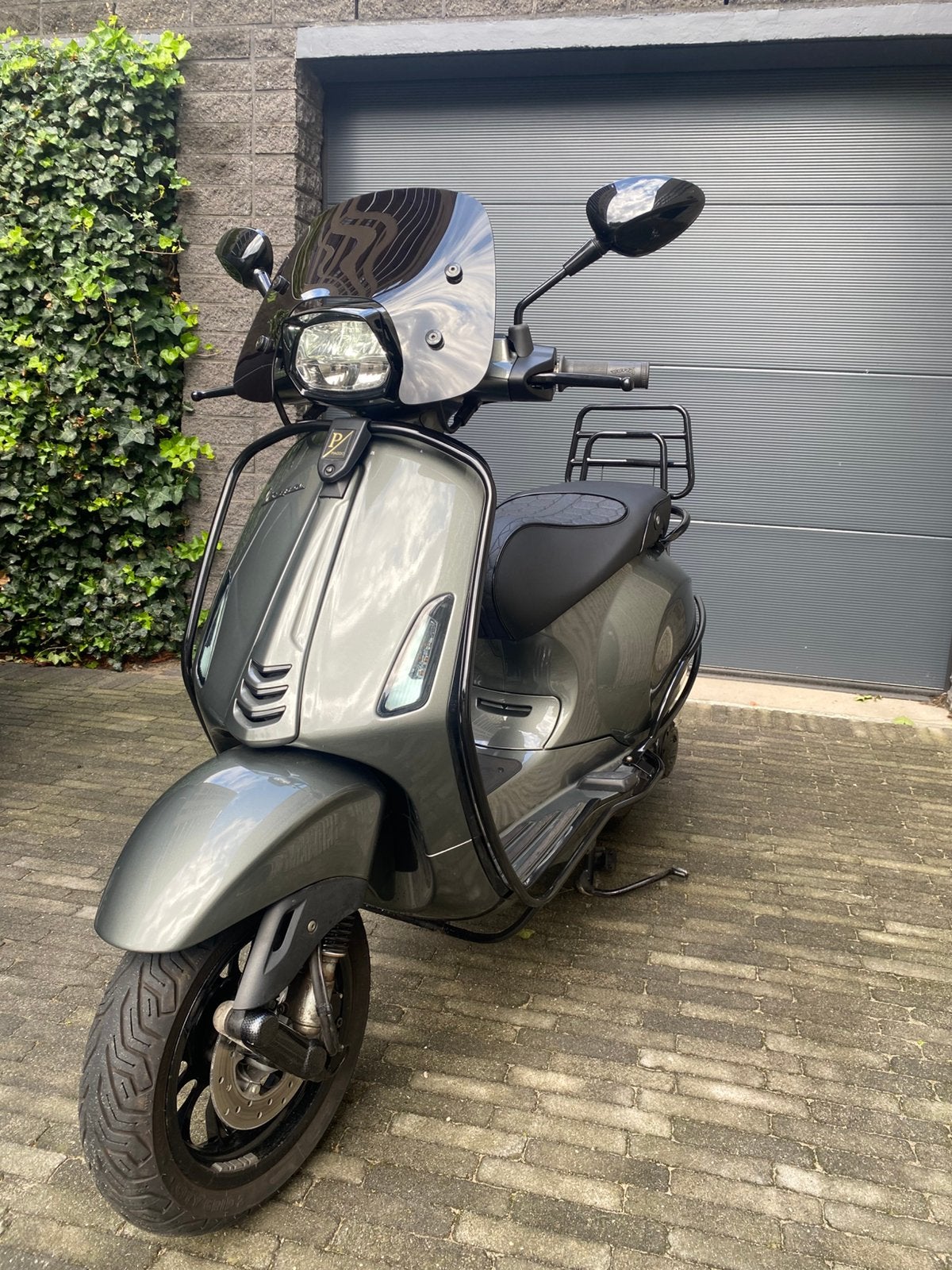 Vespa Sprint Custom BROM 2020 full options olive grey, Overige modellen, -, -, Ophalen of Verzenden