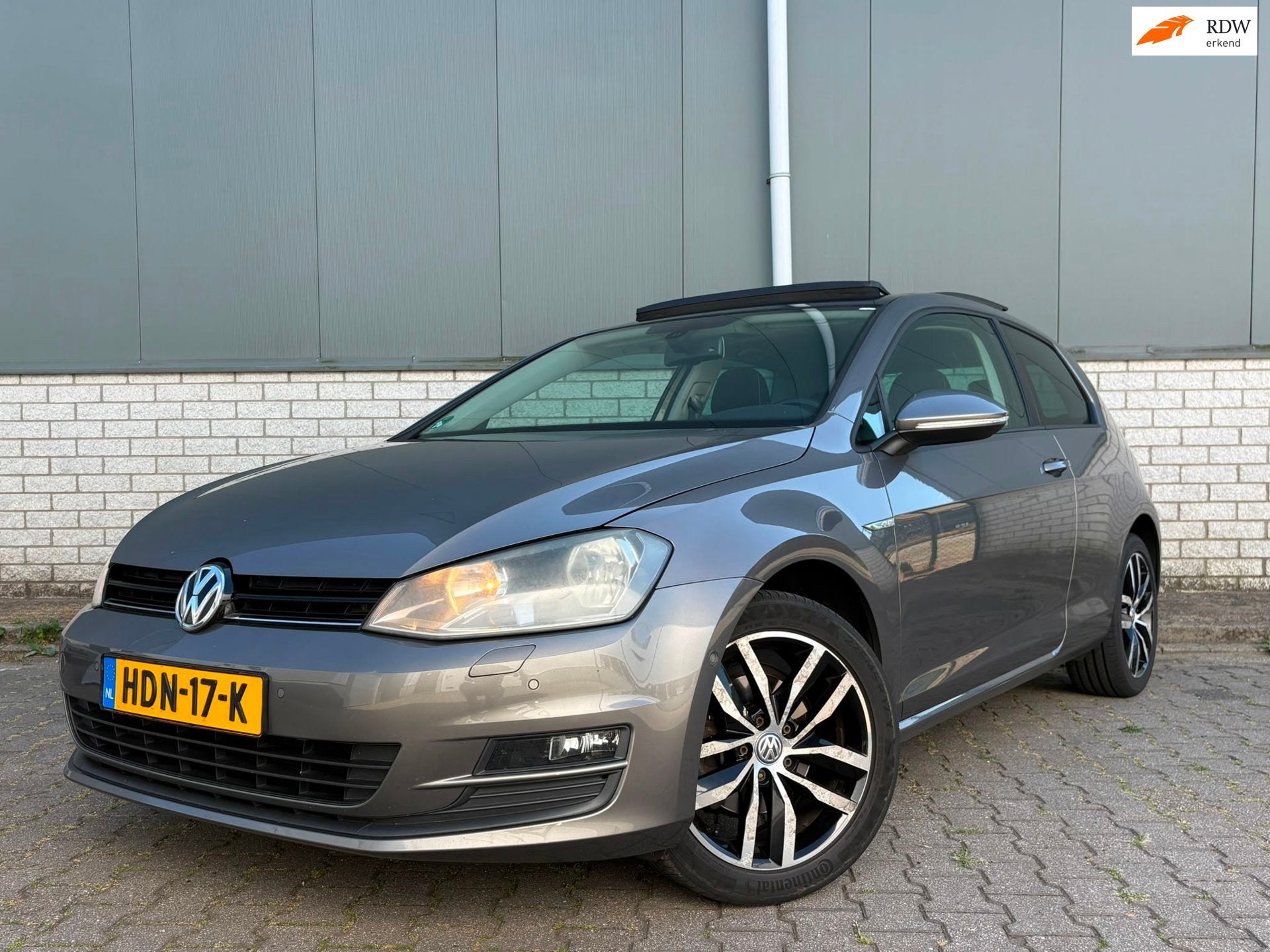 Volkswagen GOLF 1.4 TSI CUP Edition-PANO-Stoelverwarming-Cli, Auto's, Voorwielaandrijving, Euro 5, Stof, Gebruikt