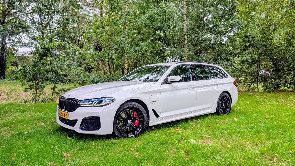 BMW 5-Serie 530e M-Sport 57.000km 1,5 jaar fabrieksgarantie, Achterwielaandrijving, 1800 kg, 4 cilinders, Stationwagon