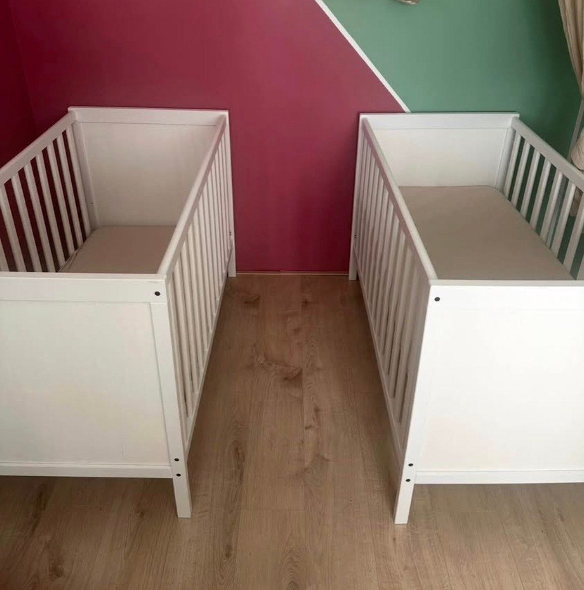 IKEA ledikant wit 35,- per stuk, Ophalen, Zo goed als nieuw, Jongetje of Meisje