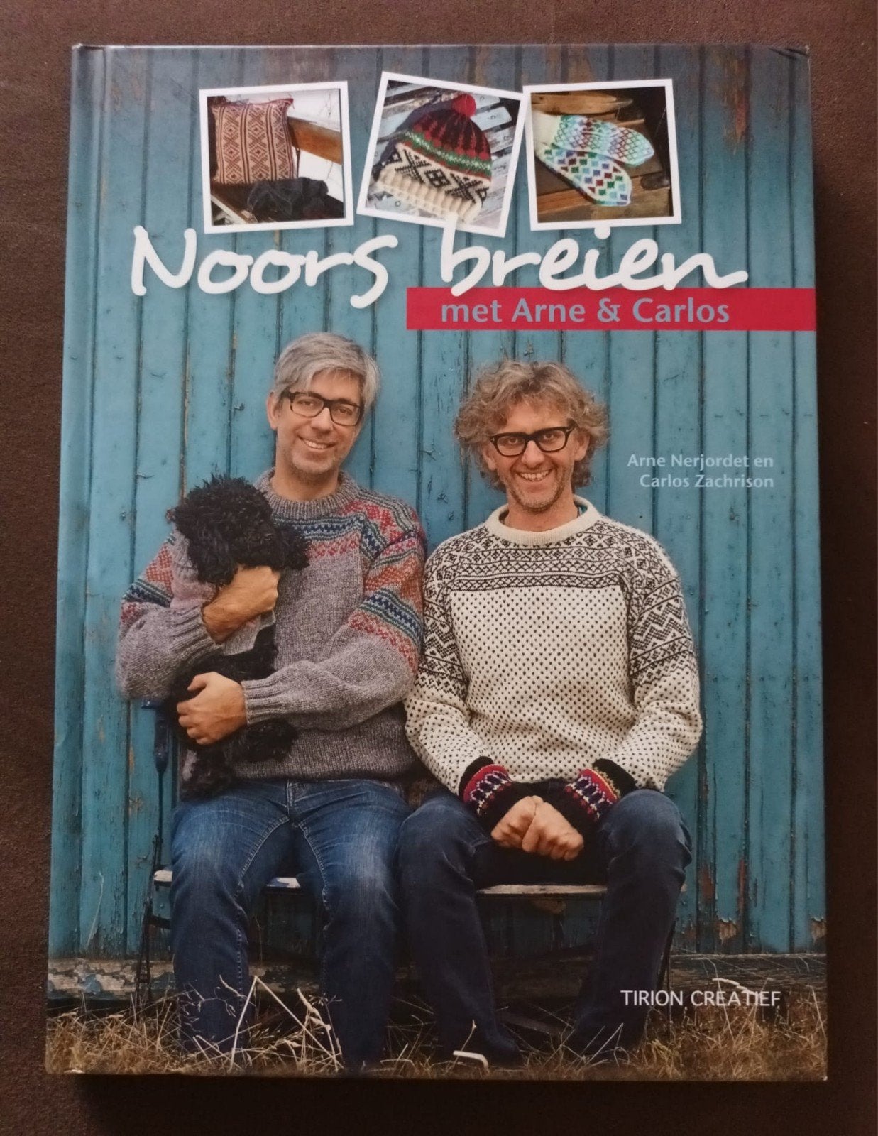 Noors breien met Arne & Carlos - Breiboek, Verzenden, Zo goed als nieuw, Breien en Haken, Arne & Carlos