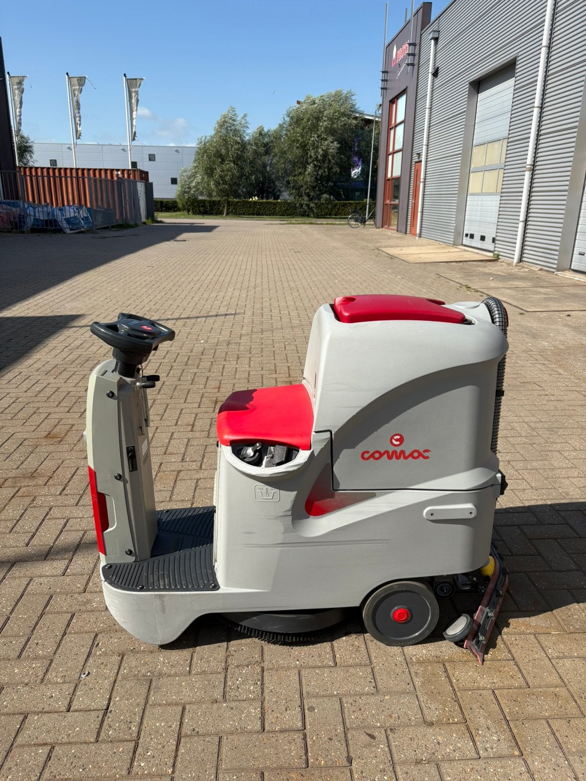 Schrobmachine Comac, Ophalen of Verzenden, Zo goed als nieuw