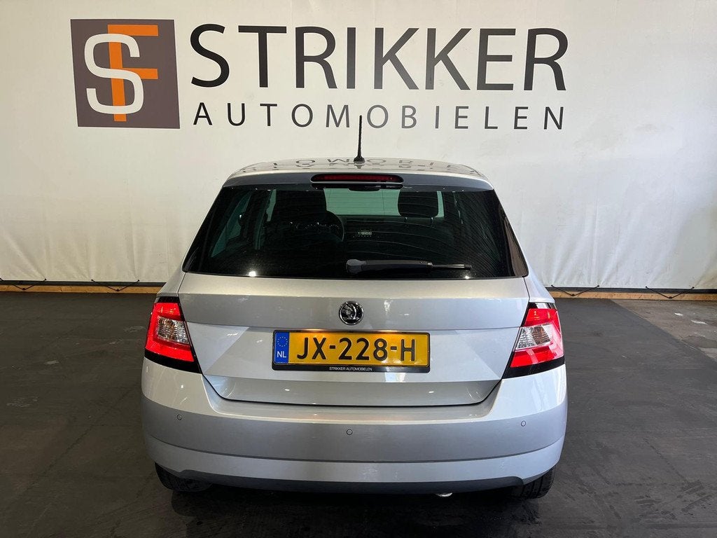 Skoda Fabia 1.2 TSI JOY, Auto's, Stof, Euro 6, 4 cilinders, Origineel Nederlands