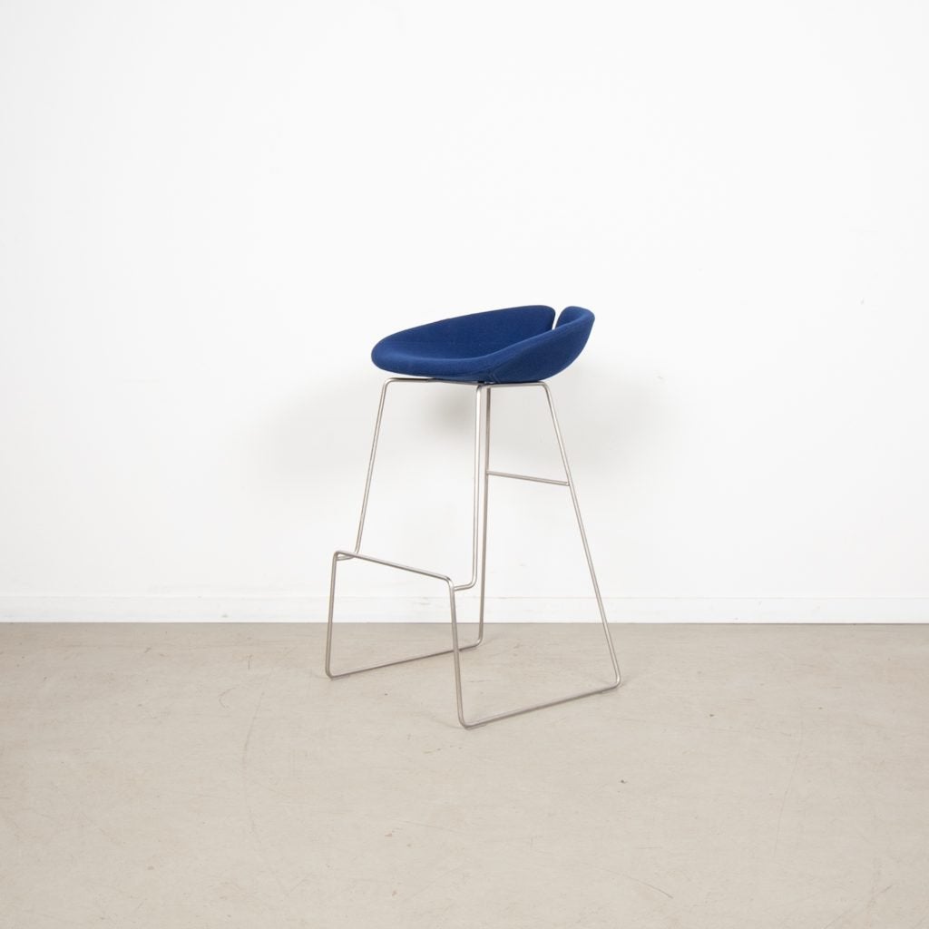Moroso Fjord Kruk Blauw Stof - Staal, Huis en Inrichting, Niet ingevuld, Zo goed als nieuw, Niet ingevuld, Niet ingevuld