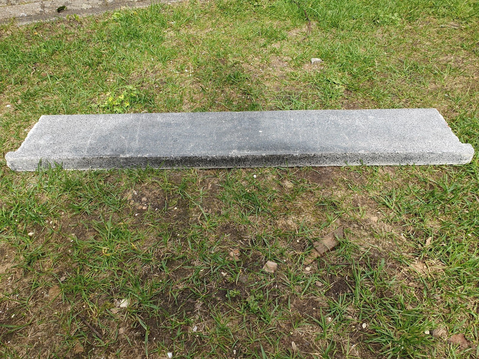 Dorpel van natuursteen - Grijs, Doe-het-zelf en Verbouw, Ophalen, Gebruikt