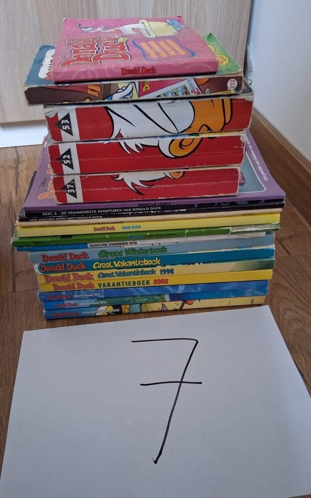 Foto 6 van Grote verzameling Donald Duck stripboeken(90–2023)450 stuks