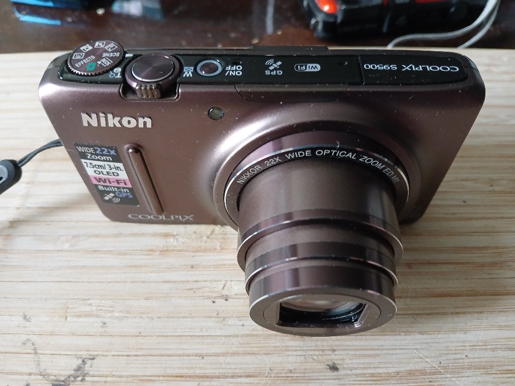Nikon Coolpix S9500 -18 Megapixel., Handleiding, 18 megapixels, Ophalen of Verzenden, Zo goed als nieuw
